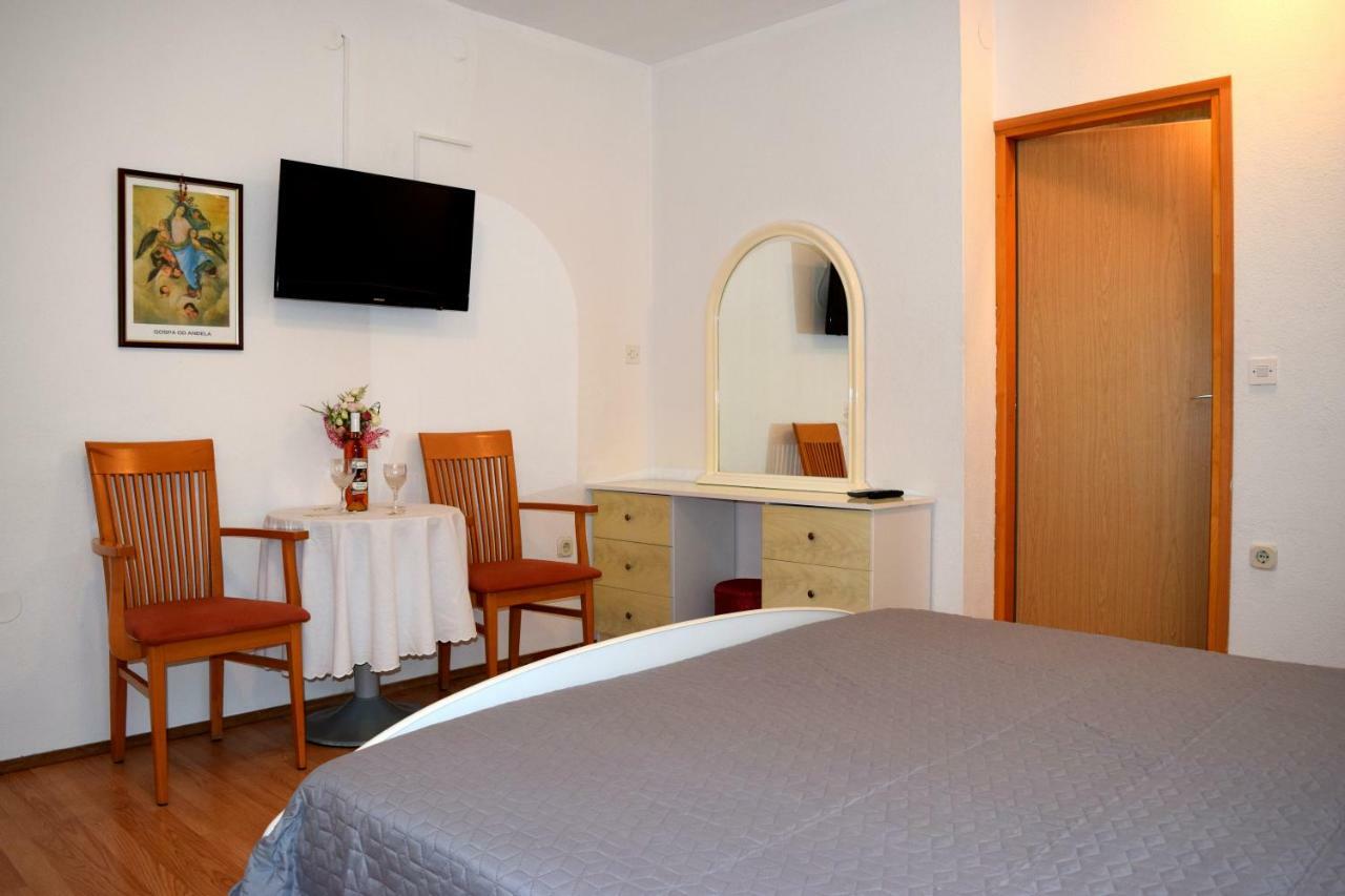 Holiday Room Macukin Brela Exteriér fotografie