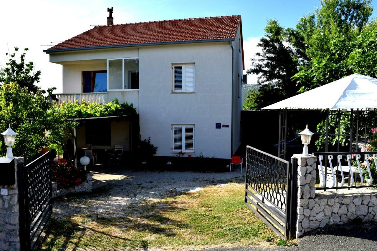 Holiday Room Macukin Brela Exteriér fotografie